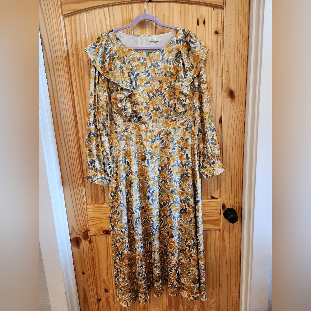 Roolee XL Ruffle Maxi Dress - Nursing Mom